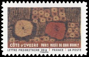  Tissus du monde <br>CÔTE d'IVOIRE<br>Raphia de pagne Paris Musée du Quai Branly
