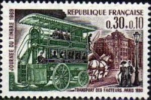  Journée du timbre - Omnibus de transport des facteurs vers 1890 